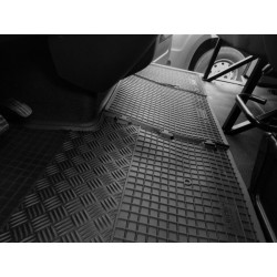 Pryžové rohože na míru pro OPEL Movano 3místné (od 2011)