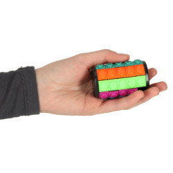 Logická hádanka s rotačním válcem M